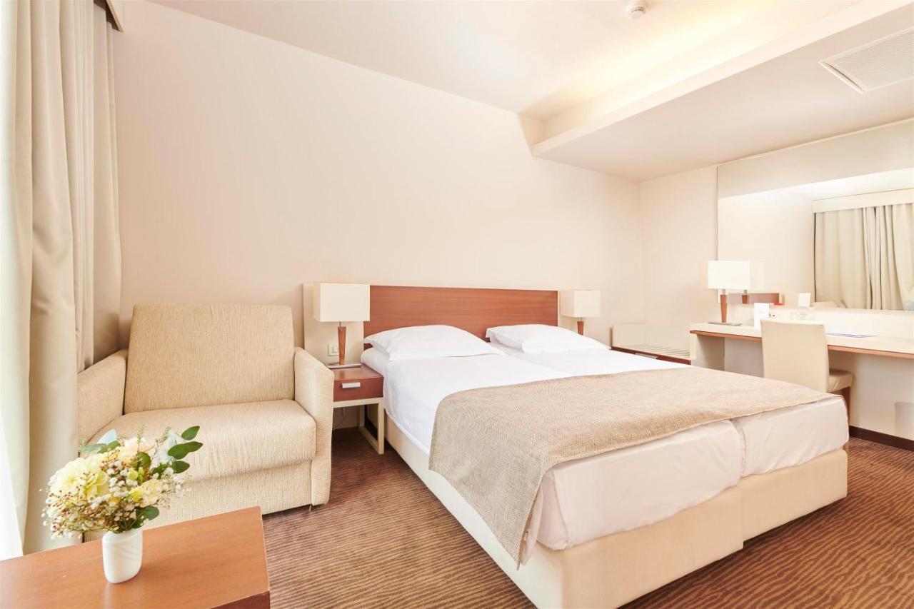 Hotel Albatros Plava Laguna Porec Luaran gambar